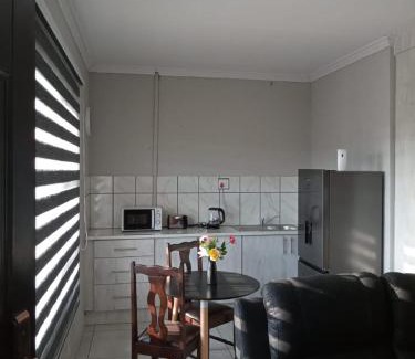 Henley on Klip Apartment | Bella's self contained daily accommodation