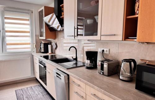 Varel Apartment | Bella Sicilila
