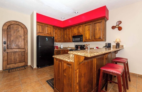 Puerto Penasco Condo | Bella Sirena Beachfront Resort Condo B703