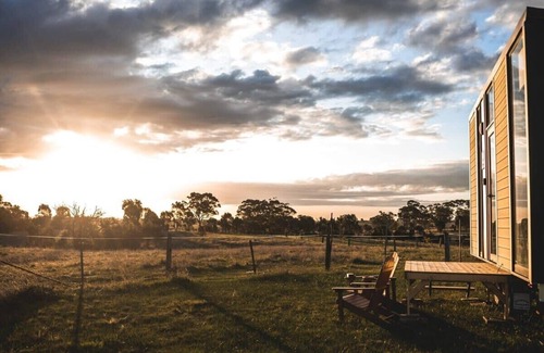 Heathcote House | Bella Views by Tiny Away