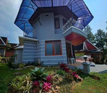 Cipanas Villa | Bella Villa Kota Bunga Puncak