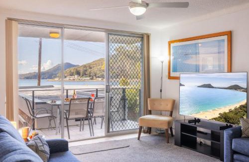 Shoal Bay Apartment | Bella Vista 2, 19 Shoal Bay Rd - 1st floor with waterviews and aircon