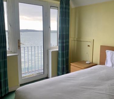 Cobh Hotel | Bella Vista Hotel & Self Catering Suites