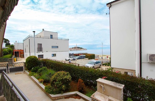 Rovinj Apartment | BELLA VISTA One-Bedroom Apartment 1