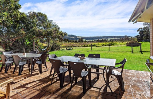 Gerringong House | Bella Vista - walk to the beach