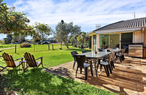 Gerringong House | Bella Vista - walk to the beach