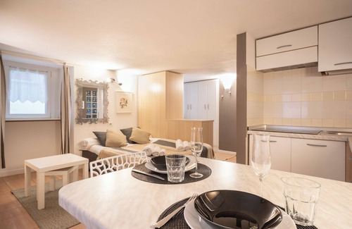 Bellano Apartment | Bellano Studio 2 - Studio Apartment, Sleeps 2