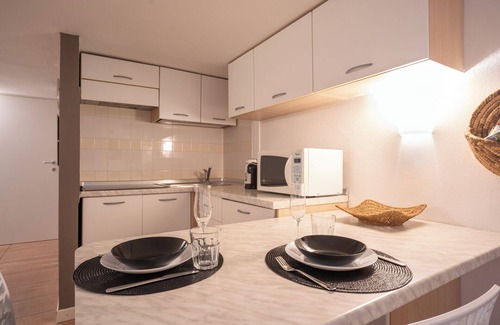Bellano Apartment | Bellano Studio 2 - Studio Apartment, Sleeps 2