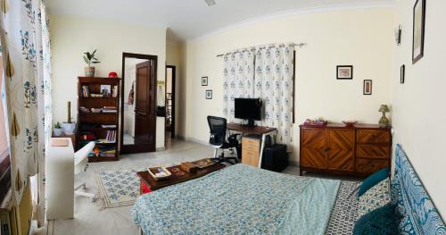 New Delhi House | Bellas Homestay