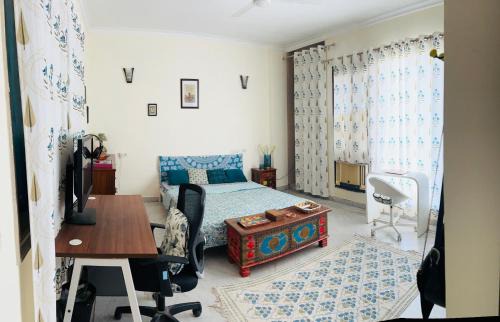 New Delhi House | Bellas Homestay
