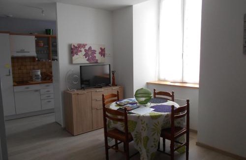 Ax-les-Thermes Apartment | BELLE appartement T2 neuf et en plein centre