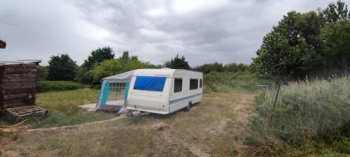 La Celle-sous-Gouzon Other | Belle caravane au calme