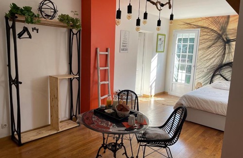 Putot-en-Auge Bed & Breakfast | Belle Chambre Double ORANGE Tout Bonnement Bien