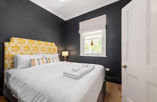 Orange House | Belle Cottage on March - Central High-End Heritage