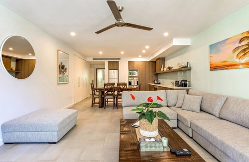 Palm Cove Apartment | Belle Escapes 228-229 Luxury Beachfront Resort Pam Cove