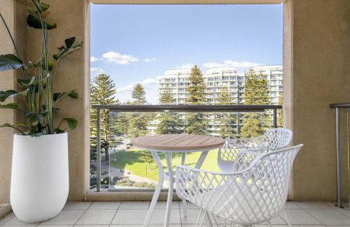 Glenelg Apartment | Belle Escapes - Park View Apartment at The Pier