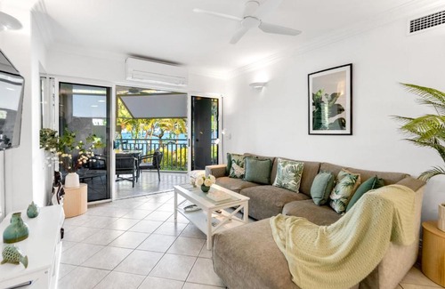 Trinity Beach Apartment | Belle Escapes Seashells on the Beach
