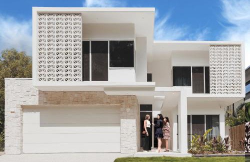 Palm Cove House | Belle Escapes Villa by the C