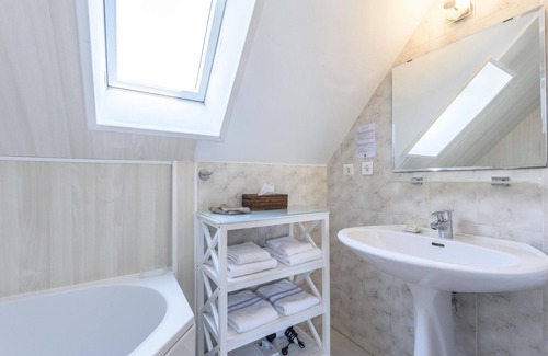 Bangor Apartment | BELLE-ILE: L' Appart Désirade (4 to 6 people)