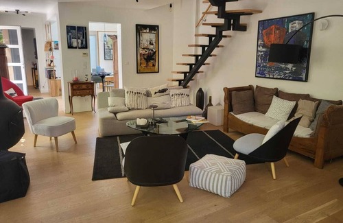 Sud House | Belle Maison à 10 min du Centre Ville D'aix-en-provence