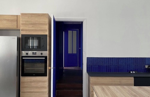 Vayres House | Belle Maison Avec Piscine au Bord de L'eau