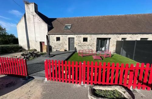Plestin-les-Greves Villa | Belle maison de campagne d'architecte, pétanque et rando, plages à 5 min !