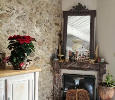 Millas House | BELLE MAISON DE CARACTERE Dans VILLAGE et sa PISCINE Privée 7 PERS- 3 Chambres - 12 Rue Emile Zola