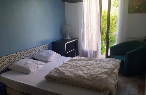 Saint-Esteve House | Belle Maison Méditerranéenne au Calme Avec Piscine Privée