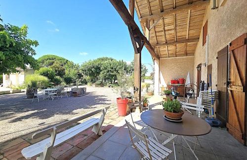 Mas-Grenier House | Belle maison Mas Grenier - 14 personnes - 11 lits - Piscine privée - Grand jardin - Jeux enfants - Parking gratuit sur place