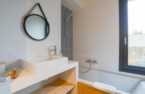 Le Bois-Plage-en-Re House | Belle maison pour un sejour a 10 personnes au coeur de l'ile de Re