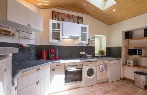 La Haie-Fouassiere House | Belle maison rénovée au cœur des vignes entre Nantes et Clisson, jardin privatif, wifi inclus - FR-1-306-799