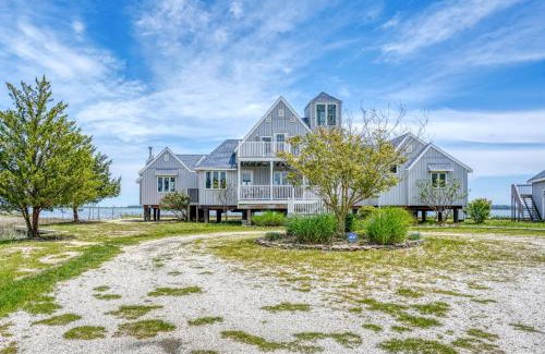 Deep Hole House | Belle of the Bay - Beautiful Custom Waterfront Home!