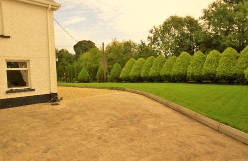 Mohill House | Belle View House Self Catering