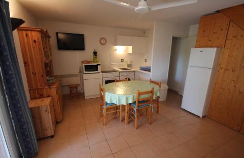 Portiragnes-Plage Villa | Belle villa 2 chambres, 4 à 6 couchages, jolie terrasse avec vue réserve dans résidence sécurisée avec piscine commune 800 m de la mer LRCS76