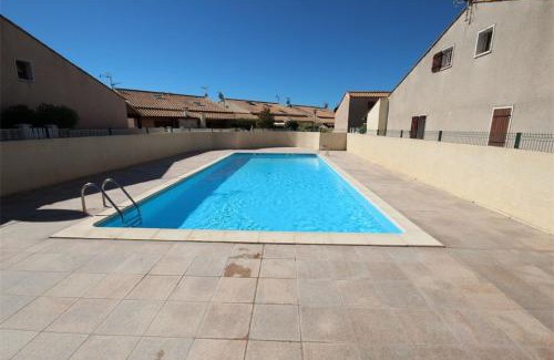 Portiragnes-Plage Villa | Belle villa 5 couchages terrasse parking dans résidence sécurisée piscine commune 400m de la mer LRJP16