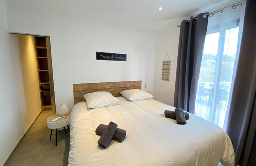 Chateauneuf-Grasse Villa | Belle villa avec piscine - Clim - 8 personnes