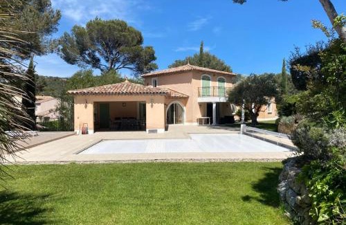 Boulouris-sur-Mer Villa | Belle villa dans clos privé - Saint Raphaël Boulouris