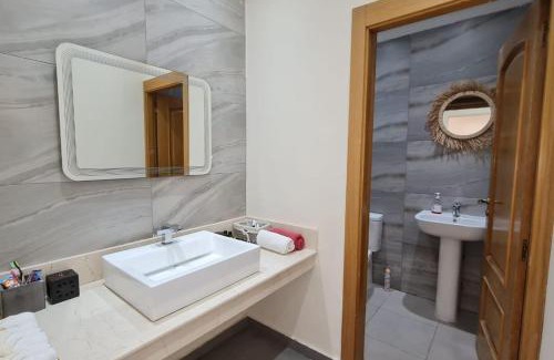 Tamansourt Villa | Belle Villa duplex avec piscine