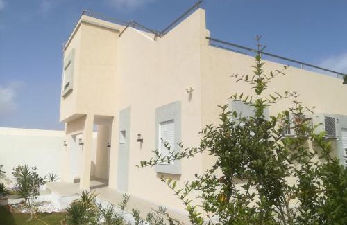 Houmt Souk Villa | Belle Villa Proche Marina