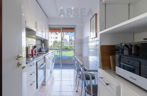 Caucade Apartment | Belles terres Nice grand appartement vue mer et jardin,piscine