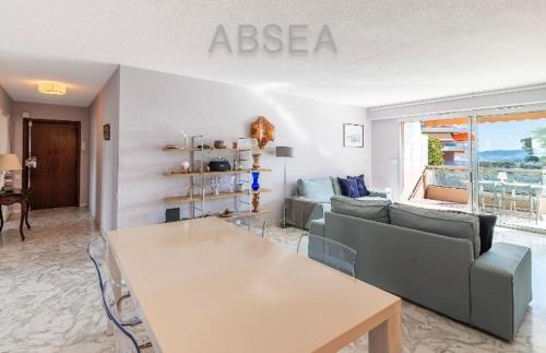 Caucade Apartment | Belles terres Nice grand appartement vue mer et jardin,piscine