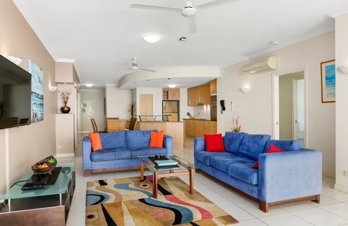 Trinity Beach Apartment | Bellevue At Trinity Beach