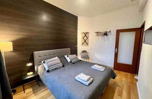 Outremeuse Apartment | Bellevue - Grand appartement pour 5 sur les quais de la Meuse