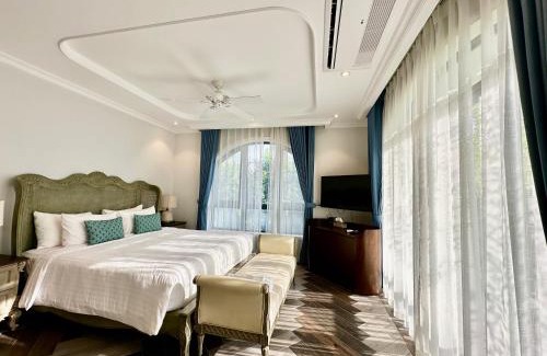 Duong To Villa | Bellevue west Phu Quoc 4BR beachfront Villa with private swimming pool