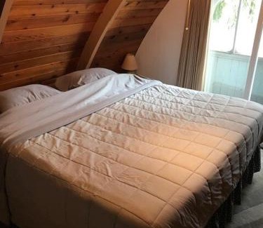 Bellingham House | Bellingham-Lake Samish Getaway