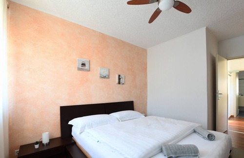 Monte Carasso Apartment | Bellinzona by the Pool - Ca dal Virgi Swisshomebnb