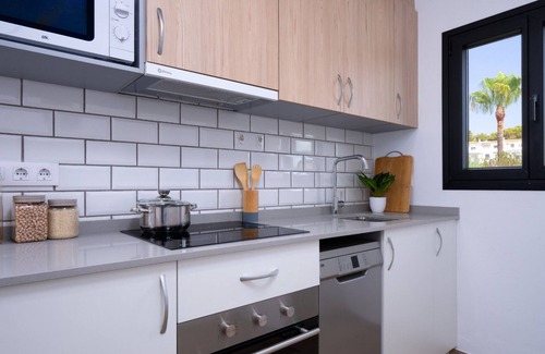 Moravit Apartment | Belloresguardo 2 by Solhabitat Rentals