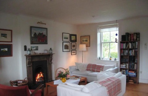 Caragh Lake House | Bells Cottage - Charming traditional Irish cottage at Caragh Lake