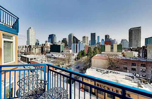 Belltown Apartment | Belltown Condo Unit 733