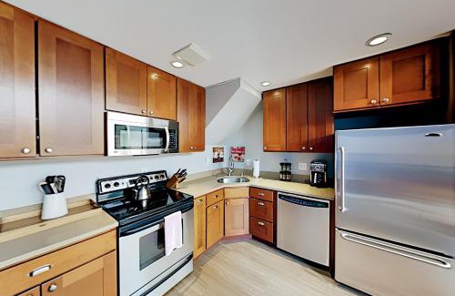 Belltown Apartment | Belltown Condo Unit 733